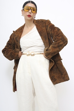 Blazer marrom veludo estampado forro vermelho - loja online