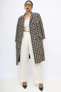 Casaco longo xadrez vintage preto e branco - Capichó Brechó