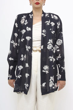 Camisa preta flores vintage - loja online