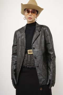 Blazer 100% couro recortes na internet