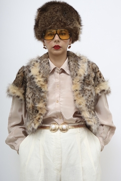Colete pele cropped marrom - loja online