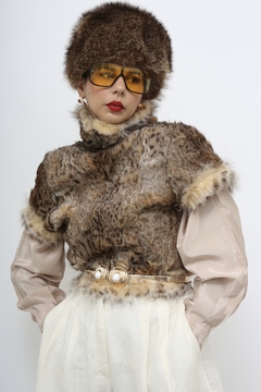 Colete pele cropped marrom - comprar online