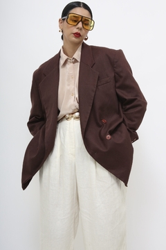 Blazer marrom ombreira vintage na internet