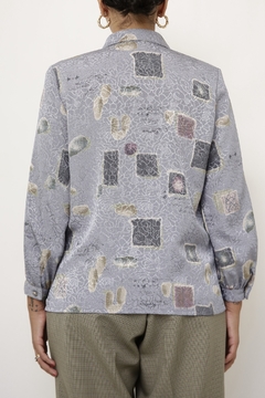 Camisa azul estampa acetinada - loja online