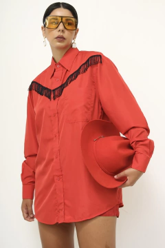 Camisa vermelha western vermelha com franja preta na internet