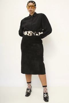 Cinto couro vaquinha preto e branco - Capichó Brechó