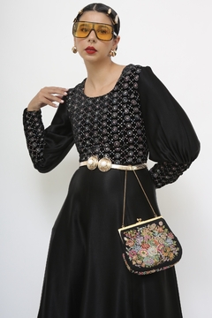 Bolsa preta flores vitoriana vintage na internet