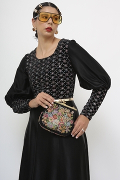 Bolsa preta flores vitoriana vintage