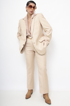 Conjunto alfaiataria bege BLAZER + CALÇA na internet