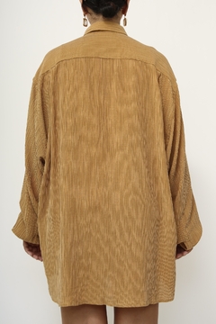 Máxi camisa textura bege CHARLES HENRI - Capichó Brechó
