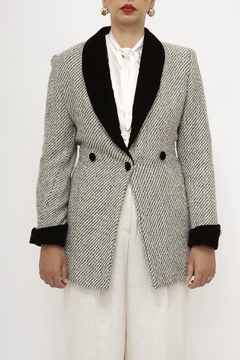 Imagem do Blazer cinza LÃ chic gola veludo