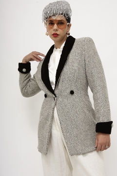 Blazer cinza LÃ chic gola veludo - loja online