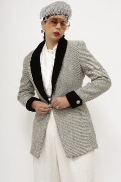 Imagem do Blazer cinza LÃ chic gola veludo