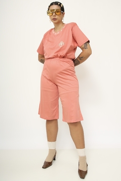 Conjunto salmão folha bordado Camiseta com bermuda - comprar online