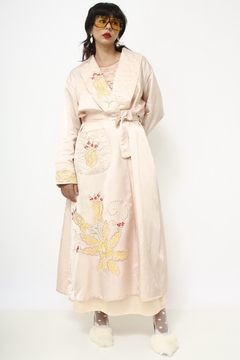 Robe cetim rose vintage bordado longo na internet