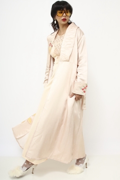 Robe cetim rose vintage bordado longo