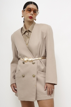 Blazer vestido bege ombreira