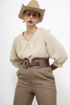 Blusa bege golinha classica - comprar online