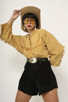 Camisa amarela franja vintage na internet