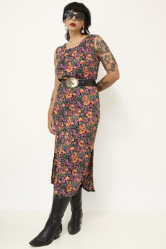 Vestido viscose flores roxa fundo preto midi na internet