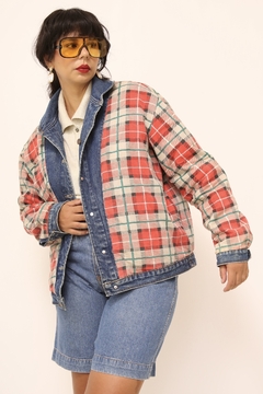 Jaqueta jeans classica forro xadrez vermelho