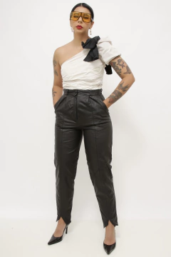 Calça 100% couro cintura alta forrada - comprar online