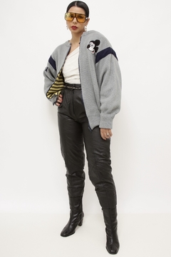 Cardigan Mickey vintage dupla face na internet