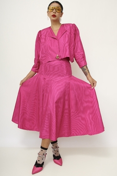 Imagem do Conjunto rosa casaquinho + saia midi