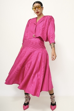 Imagem do Conjunto rosa casaquinho + saia midi