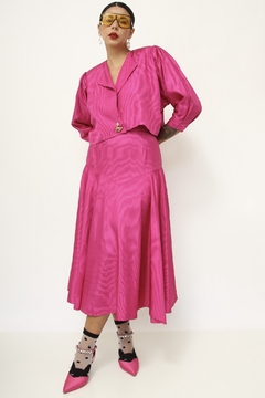 Conjunto rosa casaquinho + saia midi na internet