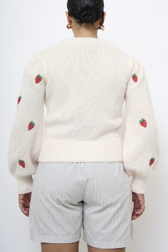 Imagem do Pulover morangos off white