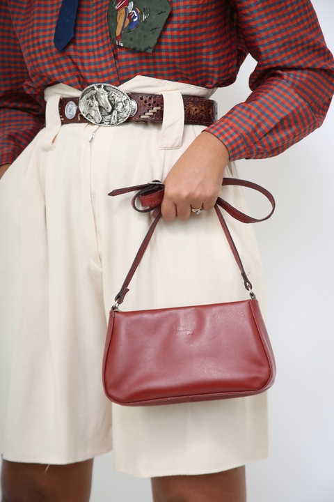 Bolsa vinho couro fake vintage alça transversal