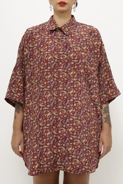 Camisa vinho estampa maxi - Capichó Brechó