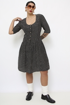 Vestido midi poa cintura baixa