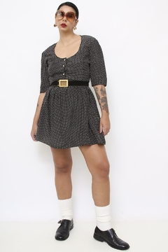 Vestido midi poa cintura baixa na internet