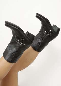 Bota couro preta western vintage 37/38 - comprar online