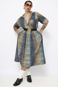 Conjunto CAMISA + SAIA MIDI estampa - comprar online