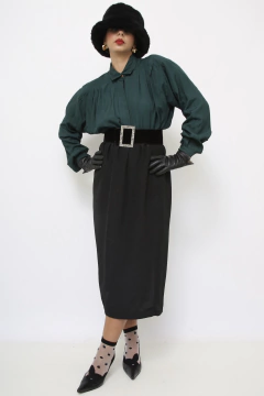 Saia midi preta classica - comprar online