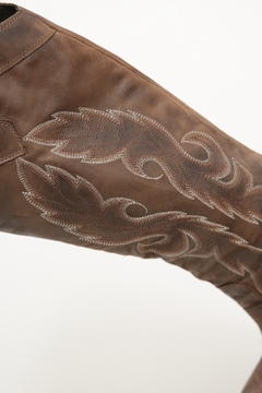 Bota 100% couro marrom western bordado 36 - comprar online