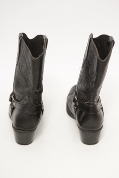 Bota couro preta western vintage 37/38 - Capichó Brechó