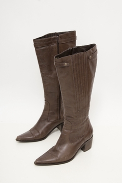 Bota marrom couro montaria cano alto 39