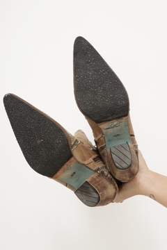 Bota couro textura brilho marrom western 36 na internet