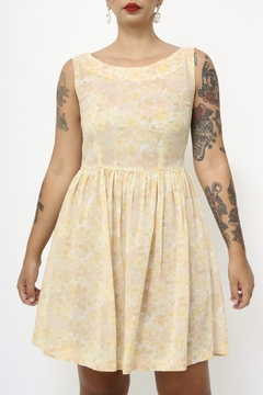 Vestido amarelo outono flores vintage - loja online
