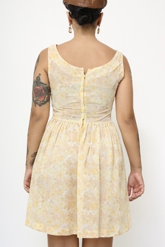 Imagem do Vestido amarelo outono flores vintage