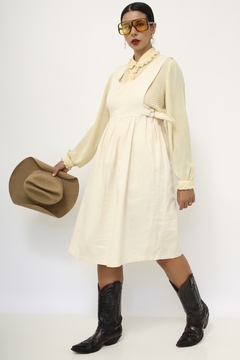 Imagem do Vestido bege midi vintage