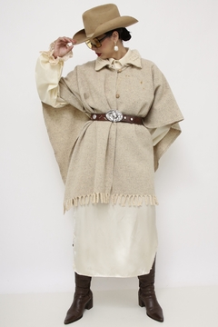 Poncho 100% lã creme - comprar online