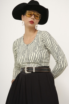 Blusa justa estilo zebra vintage manga longa - loja online