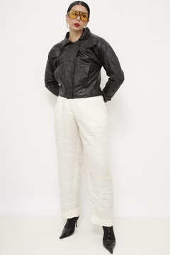 Jaqueta couro cropped forrada