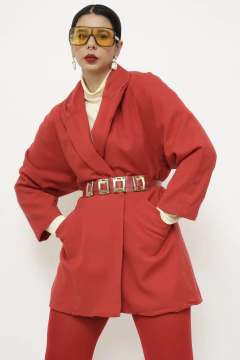 Imagem do Blazer vermelho forrado longo vintage