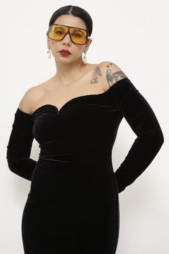 Vestido veludo longo decote coração vintage chic na internet
